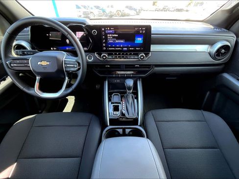 Certified 2025 Chevrolet Colorado LT image 13