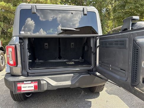 Used 2022 Ford Bronco Outer Banks image 18