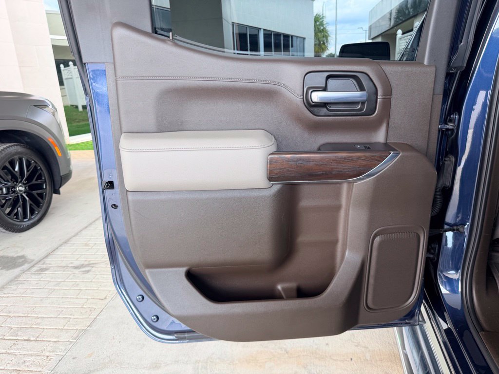 Used 2020 GMC Sierra 1500 SLT w/ SLT Premium Plus Package AWD/4WD image 29