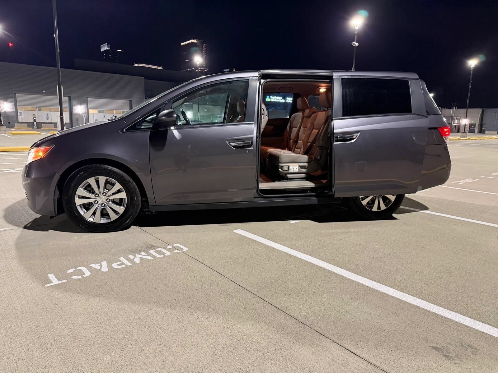 Used 2015 Honda Odyssey EX image 14