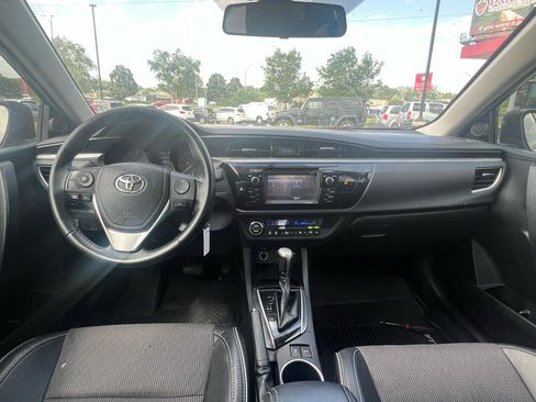 Used 2015 Toyota Corolla S FWD image 11