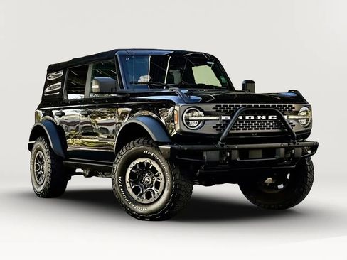 Used 2022 Ford Bronco Badlands w/ Sasquatch Package AWD/4WD image 13