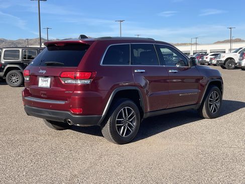 Used 2022 Jeep Grand Cherokee Limited image 5