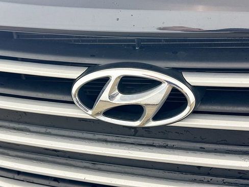 Used 2018 Hyundai Elantra Value Edition image 26