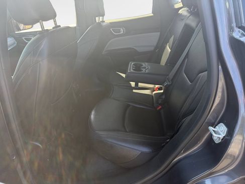 Used 2024 Jeep Compass Limited w/ Sun and Sound Group AWD/4WD image 24