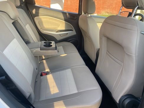 Used 2018 Ford EcoSport S image 19