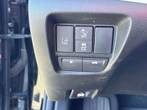 Used 2020 Acura TLX w/ Technology Package image 39