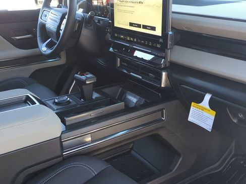 New 2026 GMC Hummer EV SUV image 28