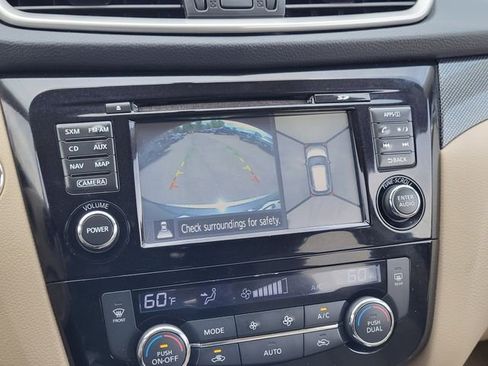 Used 2014 Nissan Rogue SL AWD/4WD image 16