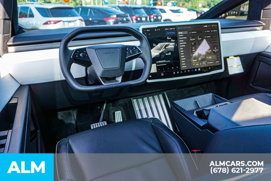 Used 2024 Tesla Cybertruck AWD Crew Cab image 28