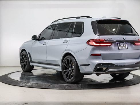 Used 2025 BMW X7 xDrive40i w/ M Sport Package AWD/4WD image 2