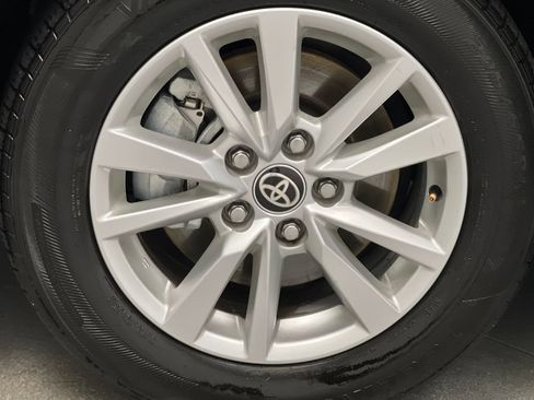 Used 2025 Toyota Camry LE FWD image 62