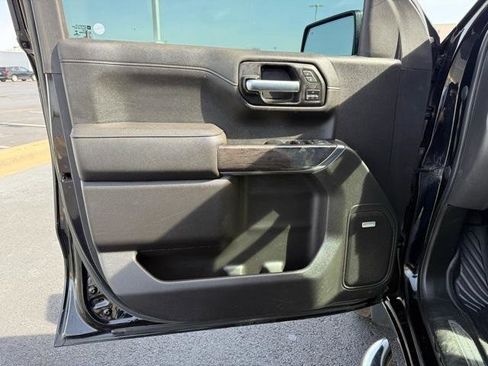 Used 2022 Chevrolet Silverado 1500 LTZ w/ LTZ Premium Package image 23