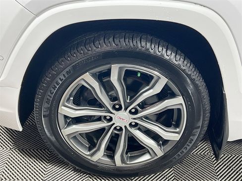 Used 2020 GMC Terrain Denali w/ Denali Premium Package image 28