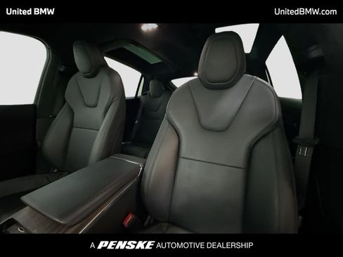 Used 2022 Tesla Model X image 5