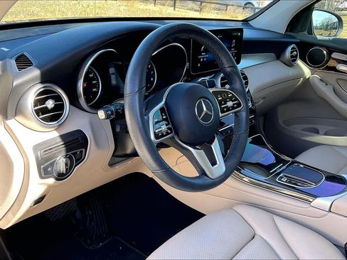 Used 2022 Mercedes-Benz GLC 300 GLC 300 image 16