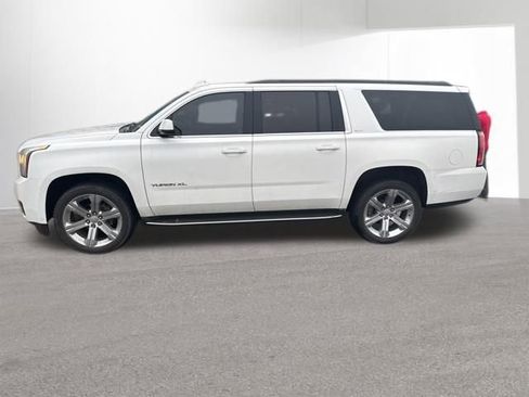 Used 2016 GMC Yukon XL SLT w/ Open Road Package image 3