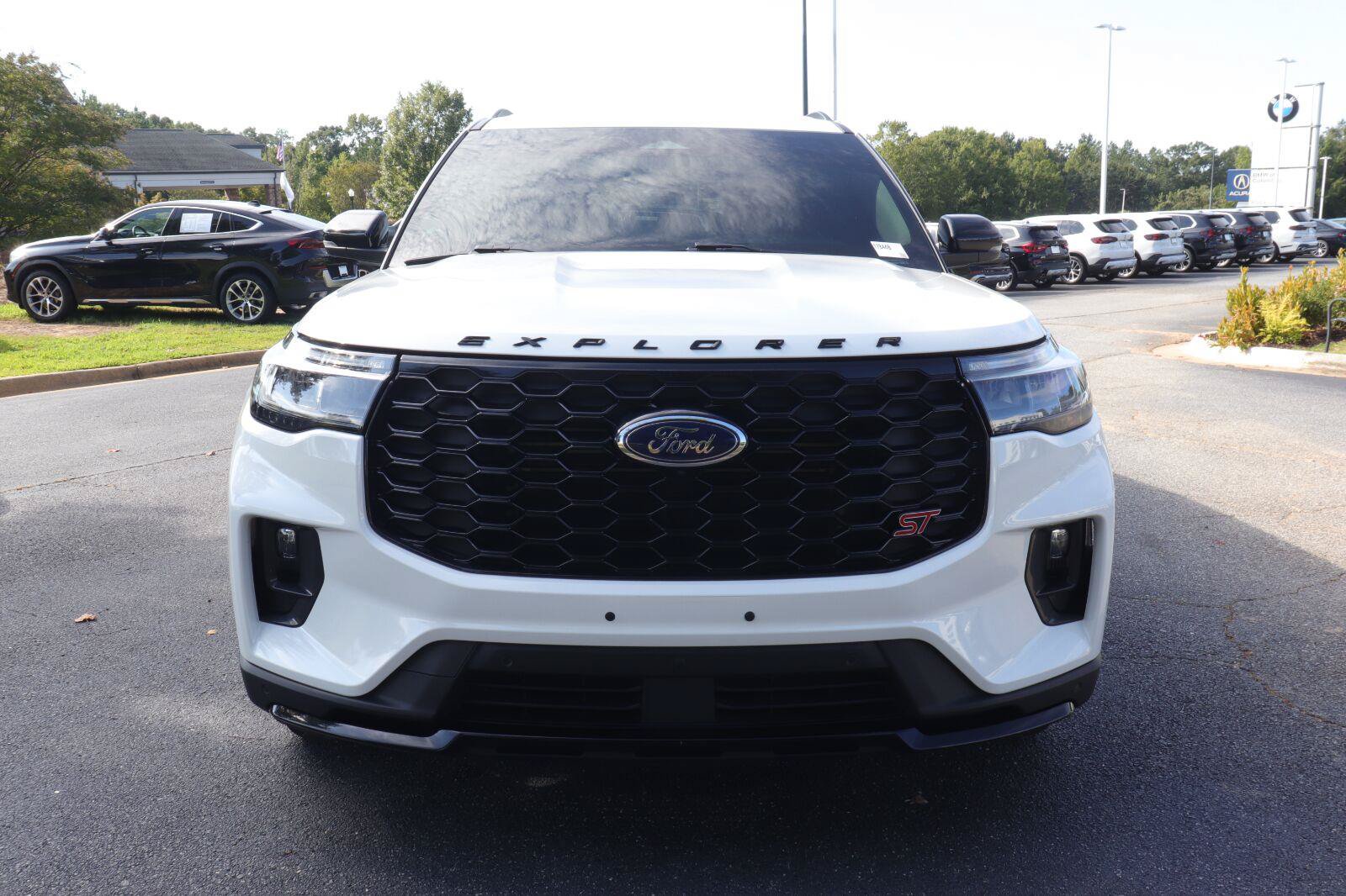 Used 2025 Ford Explorer ST w/ Sun And Sound Package AWD/4WD image 2