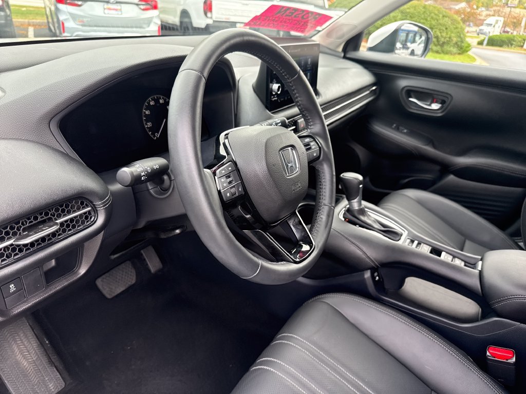 Used 2024 Honda HR-V EX-L image 14
