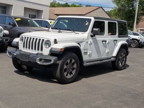 Used 2018 Jeep Wrangler Unlimited Sahara w/ Dual Top Group AWD/4WD image 7