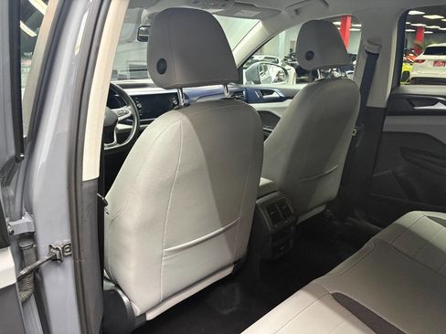 Used 2022 Volkswagen Taos SE image 26