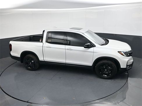 New 2026 Honda Ridgeline Black Edition image 37