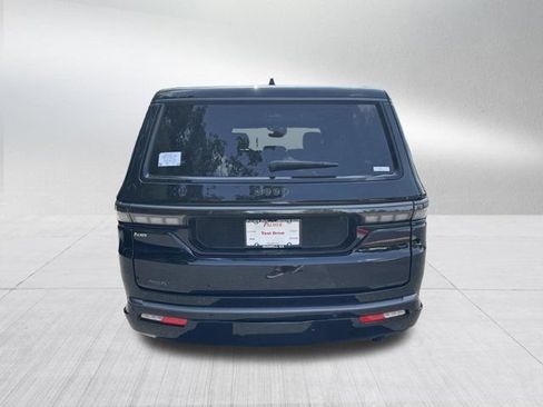 New 2026 Jeep Grand Wagoneer L Limited AWD/4WD image 6