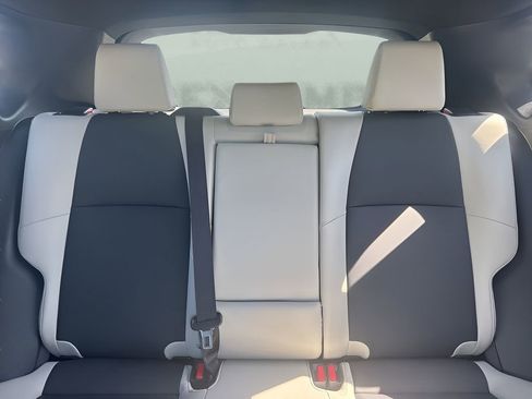 Used 2026 Toyota bZ FWD image 12