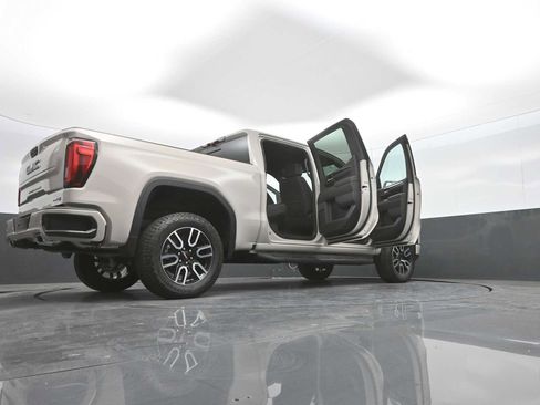 New 2026 GMC Sierra 1500 AT4 w/ AT4 Premium Package AWD/4WD image 44