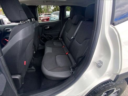 Certified 2021 Jeep Renegade Trailhawk w/ Sun & Sound Group AWD/4WD image 16