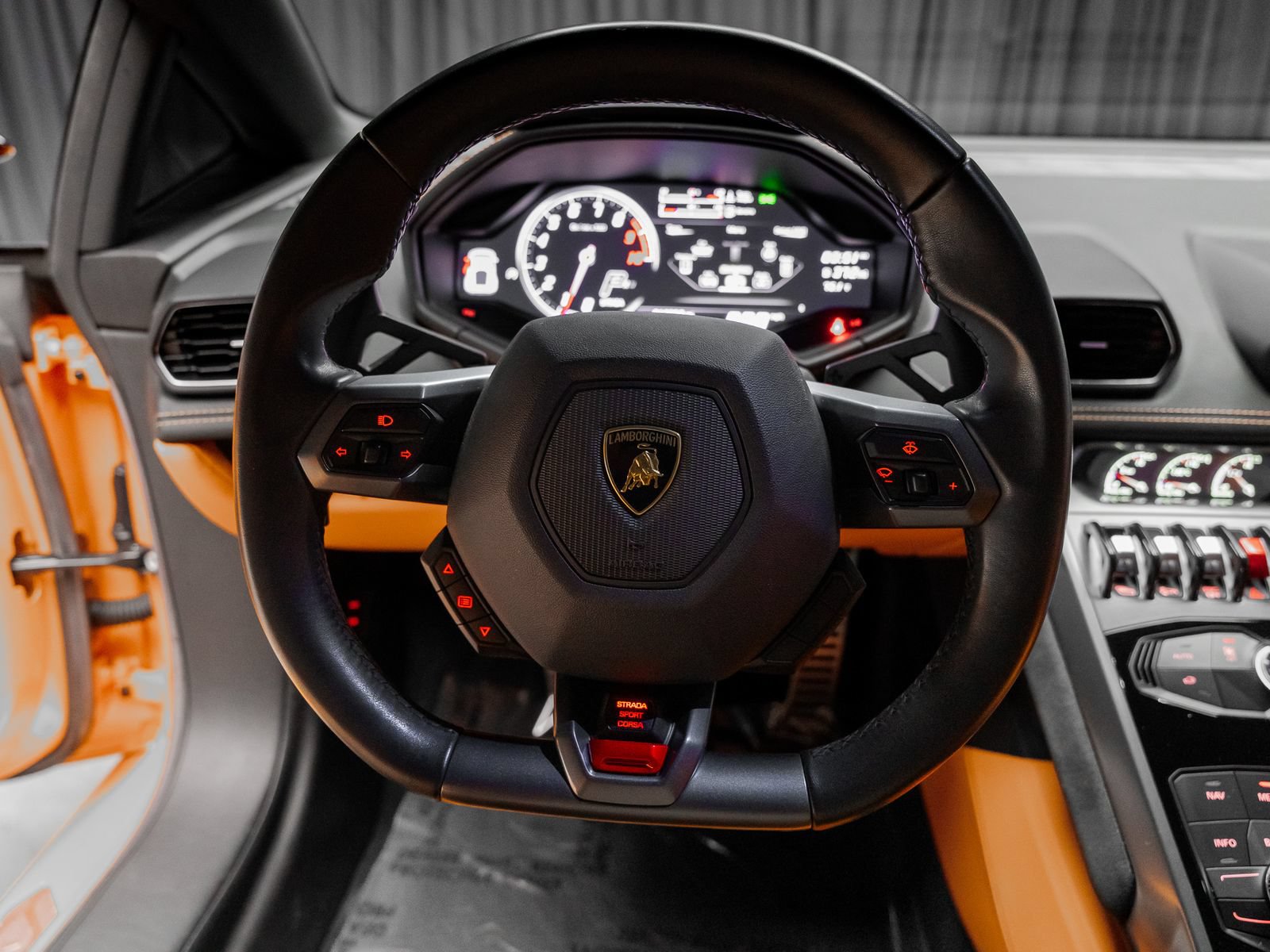 Used 2018 Lamborghini Huracan LP 580-2 RWD image 48