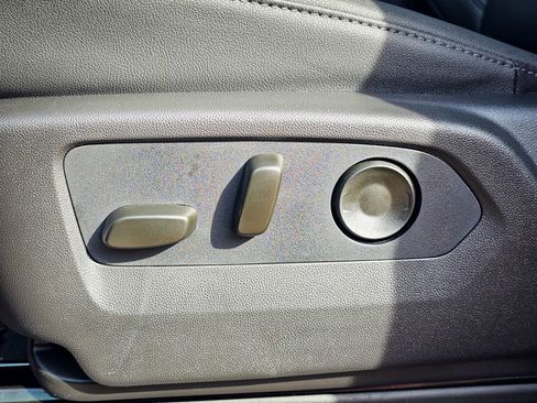 New 2026 GMC Sierra 2500 SLT w/ Max Trailering Package AWD/4WD image 19