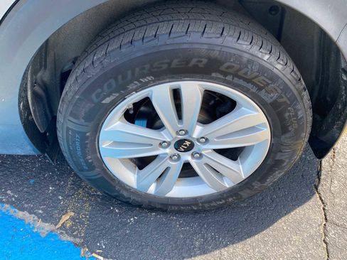 Used 2019 Kia Sportage LX AWD/4WD image 34