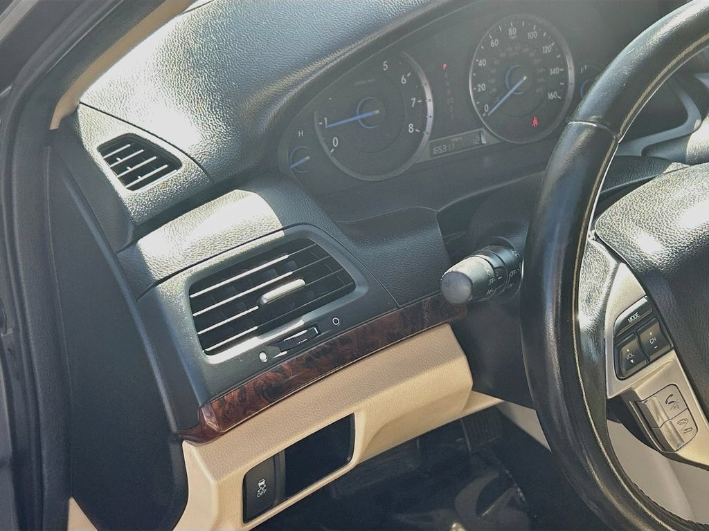 Used 2010 Honda Crosstour EX-L image 10