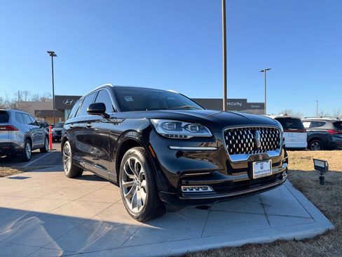 Used 2023 Lincoln Aviator Grand Touring w/ Equipment Group 301A image 7