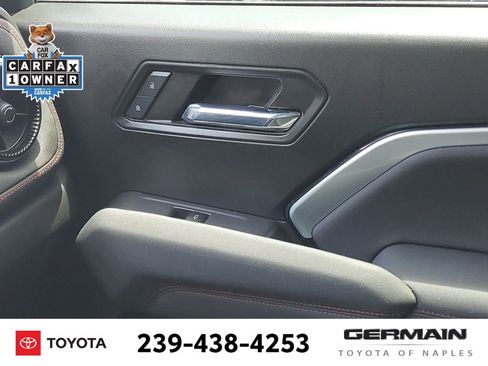 Used 2024 Chevrolet Colorado Z71 w/ Z71 Convenience Package 2 AWD/4WD image 29