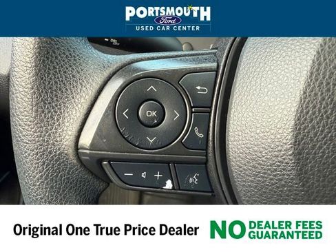 Used 2024 Toyota Corolla LE image 12