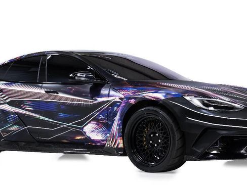 Used 2022 Tesla Model S Plaid image 1