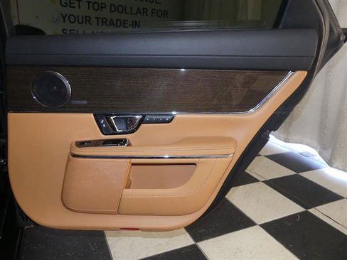 Used 2017 Jaguar XJ L Supercharged image 37