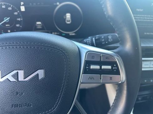 Used 2023 Kia Telluride SX image 14