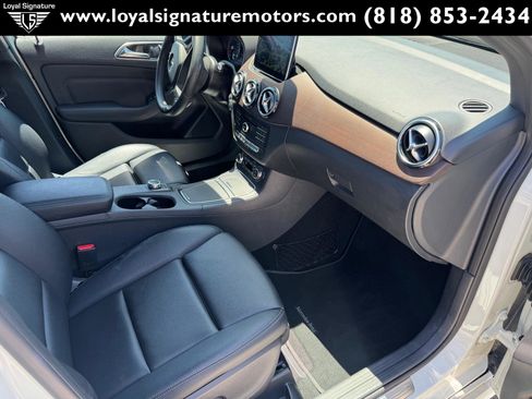 Used 2016 Mercedes-Benz B 250e image 33