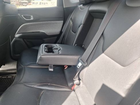 Used 2022 Jeep Compass Latitude AWD/4WD image 20