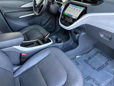 Used 2017 Chevrolet Bolt Premier w/ Driver Confidence II Package FWD image 15