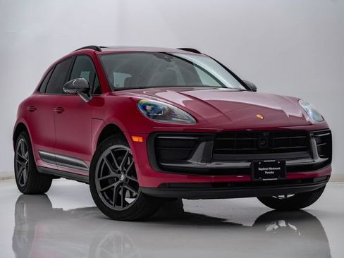 Certified 2026 Porsche Macan Turbo AWD/4WD image 8