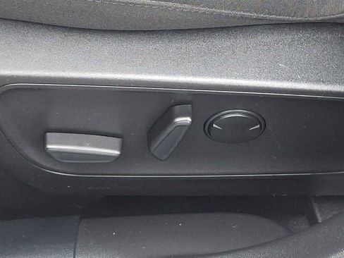 Certified 2023 Ford Escape Active AWD/4WD image 23