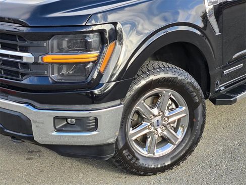 Used 2024 Ford F150 XLT w/ Mobile Office Package image 9