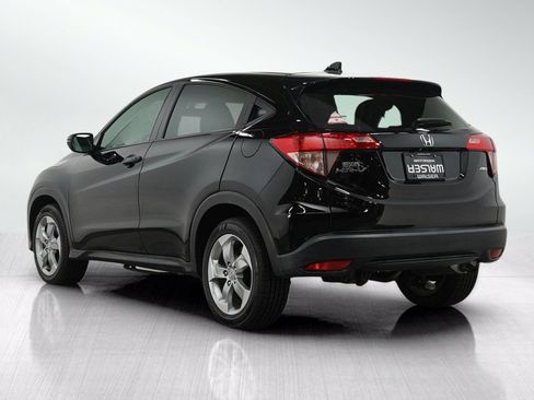 Used 2016 Honda HR-V EX image 3