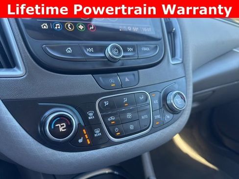 Used 2025 Chevrolet Malibu LT image 5
