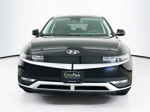 Used 2024 Hyundai Ioniq 5 SEL AWD/4WD image 2