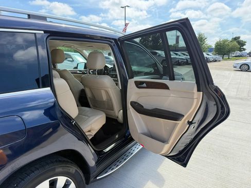 Used 2019 Mercedes-Benz GLS 450 4MATIC image 22